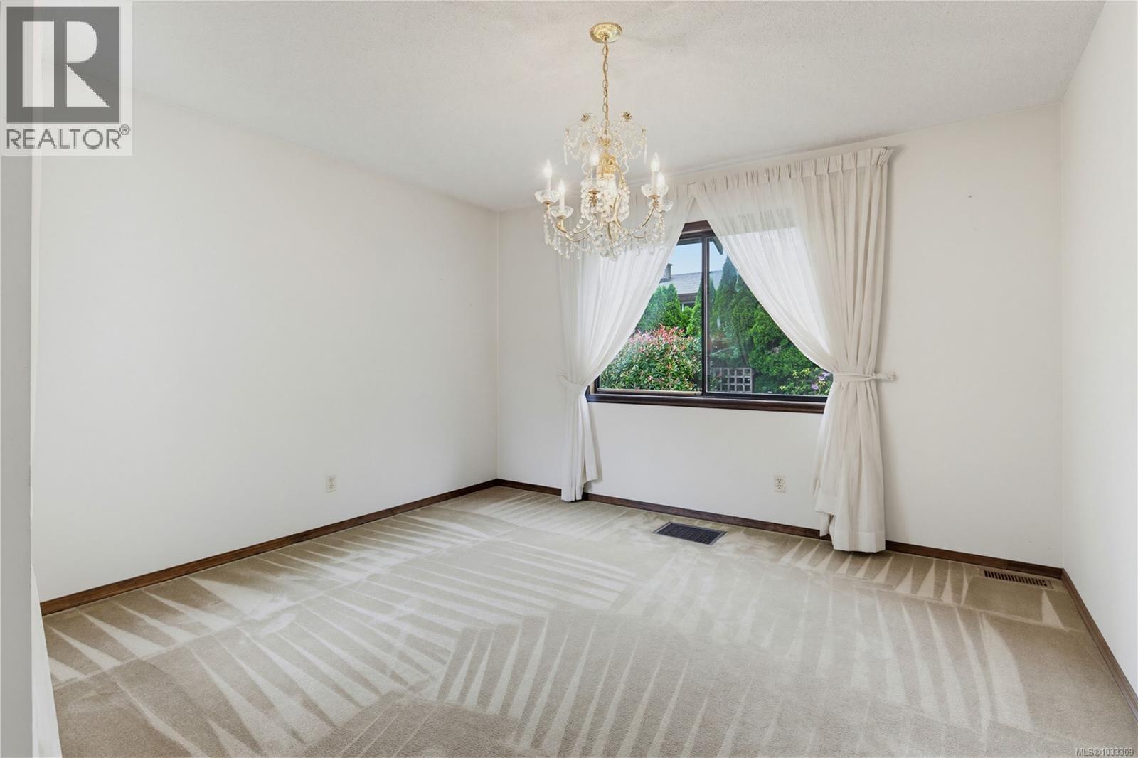 1558 Agnew Ave - 9