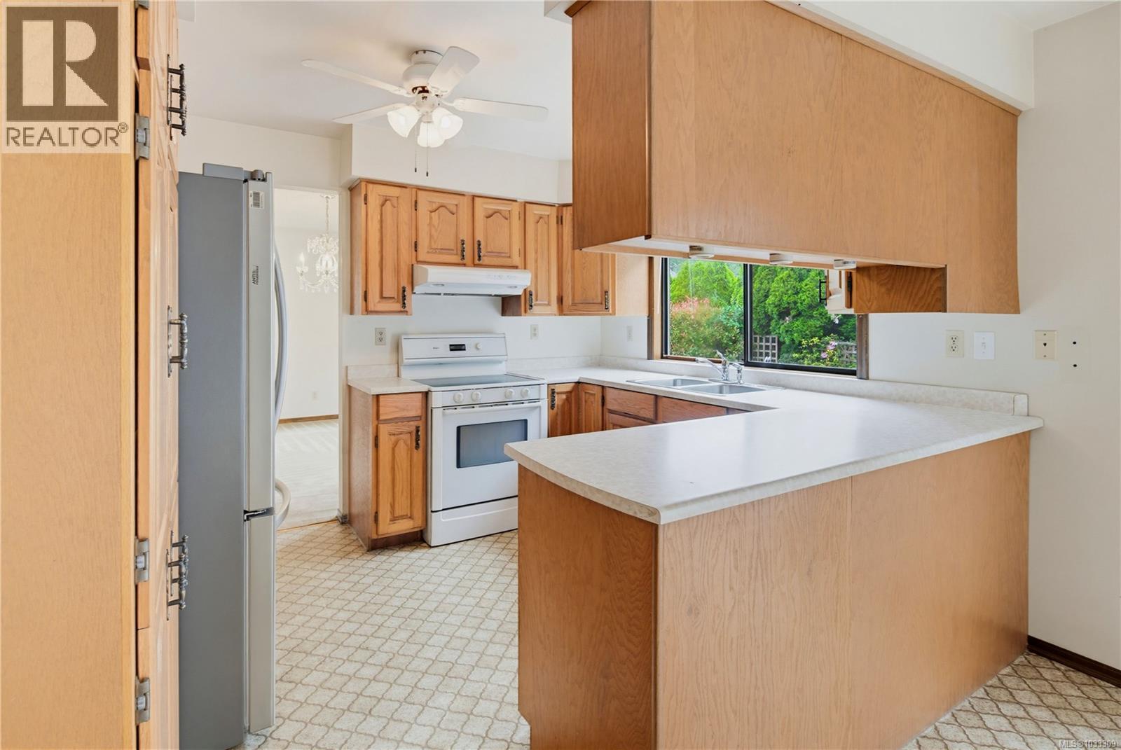 1558 Agnew Ave - 10