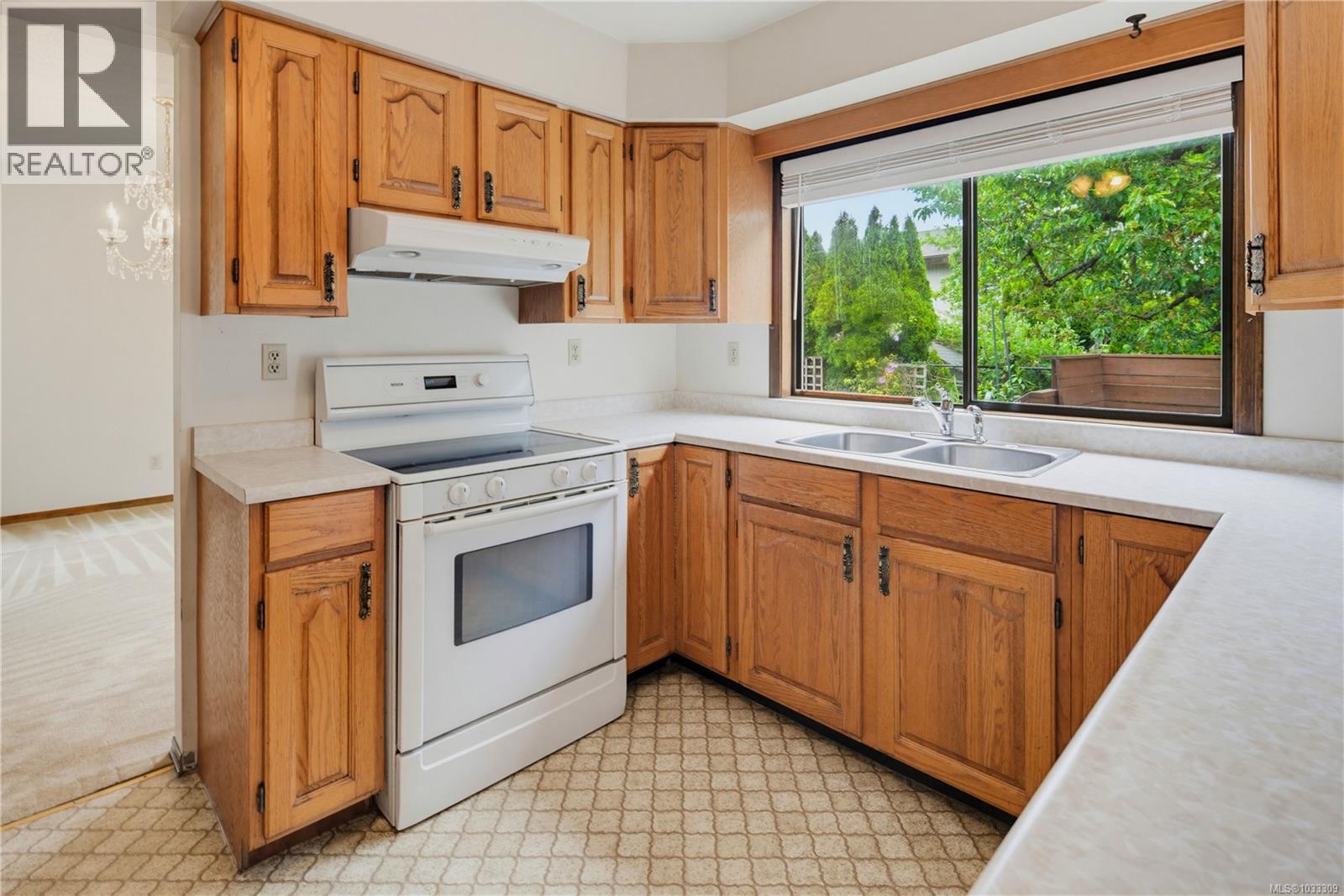 1558 Agnew Ave - 11