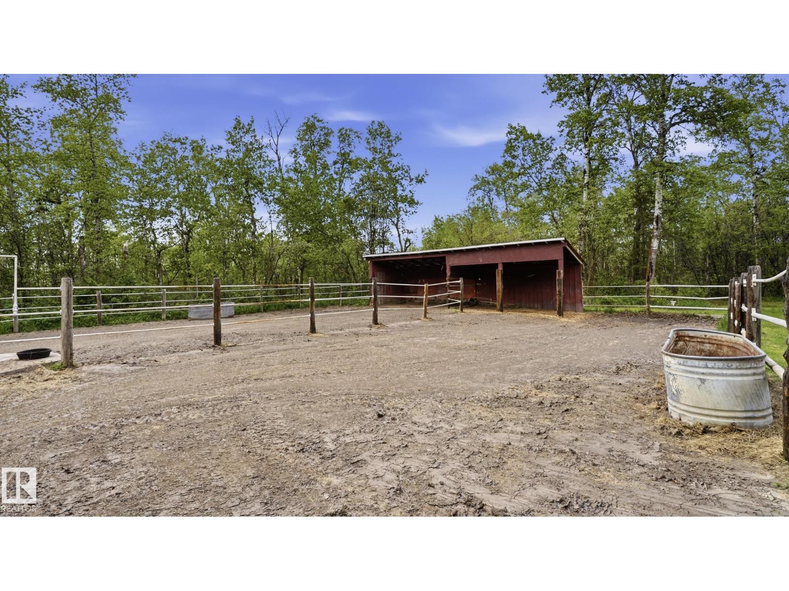 53268 RGE ROAD 211 — photo 53