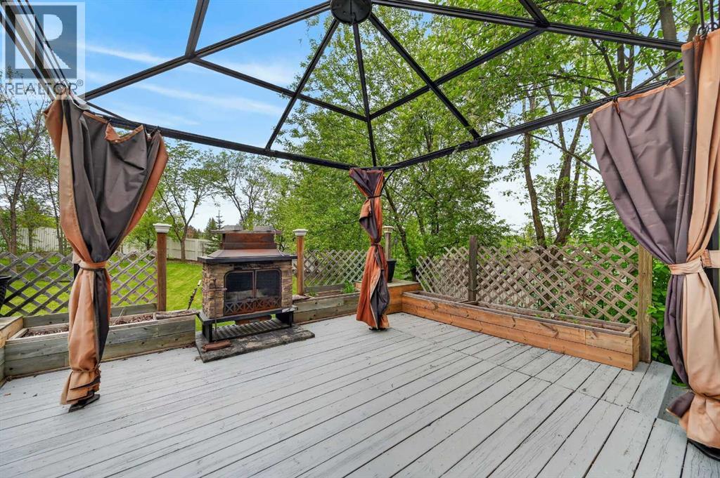 378 Panamount Drive NW - 44