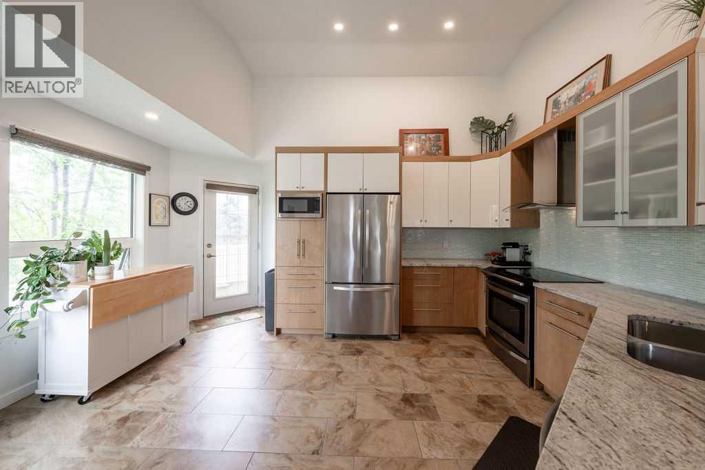 147 Silver Creek Mews NW - 17