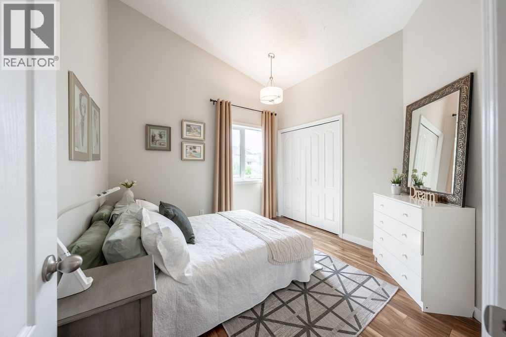 147 Silver Creek Mews NW - 24