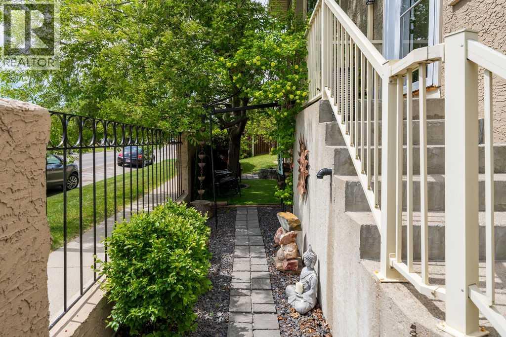 147 Silver Creek Mews NW - 4
