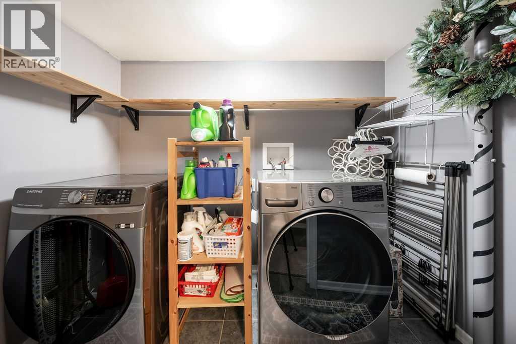 147 Silver Creek Mews NW - 40