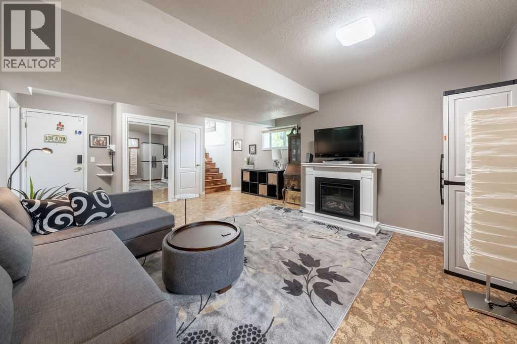 147 Silver Creek Mews NW - 35