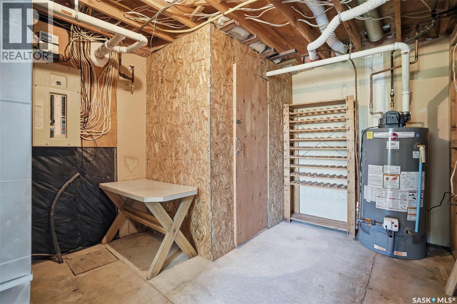 818 Pukwana DRIVE - 32