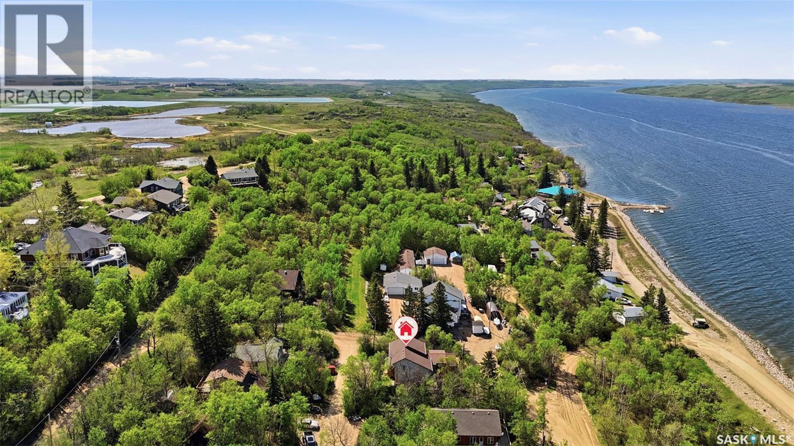818 Pukwana DRIVE - 44