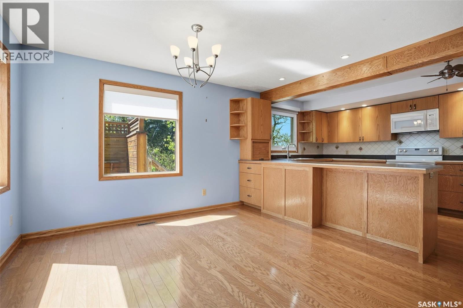 818 Pukwana DRIVE - 7