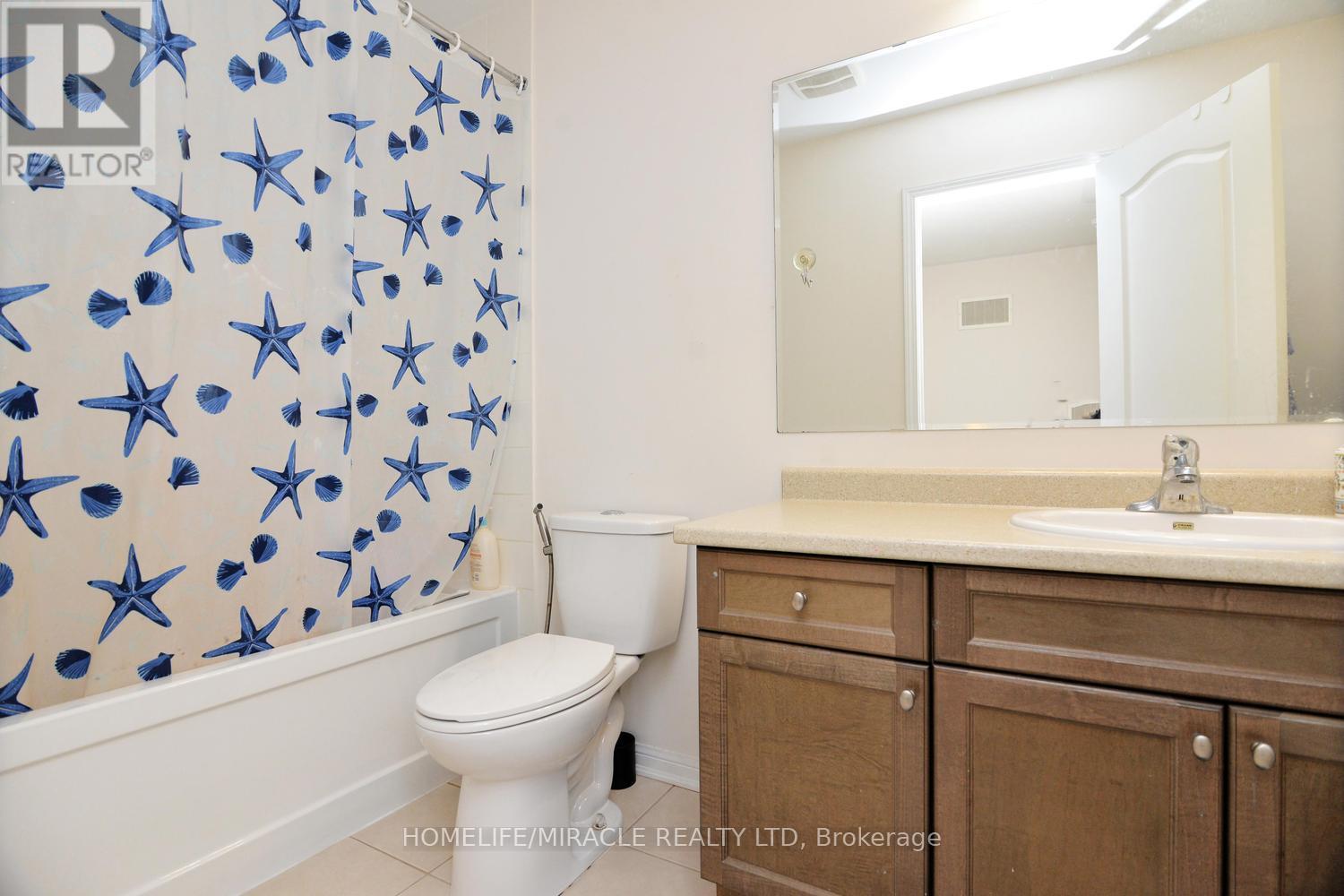 8 ROBERT PARKINSON DRIVE - 32