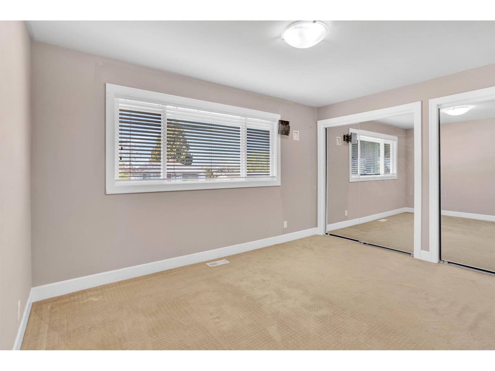 6 Bed, 3 Bath House for Sale in Surrey – 14682 111 AVENUE, Surrey - Image 11