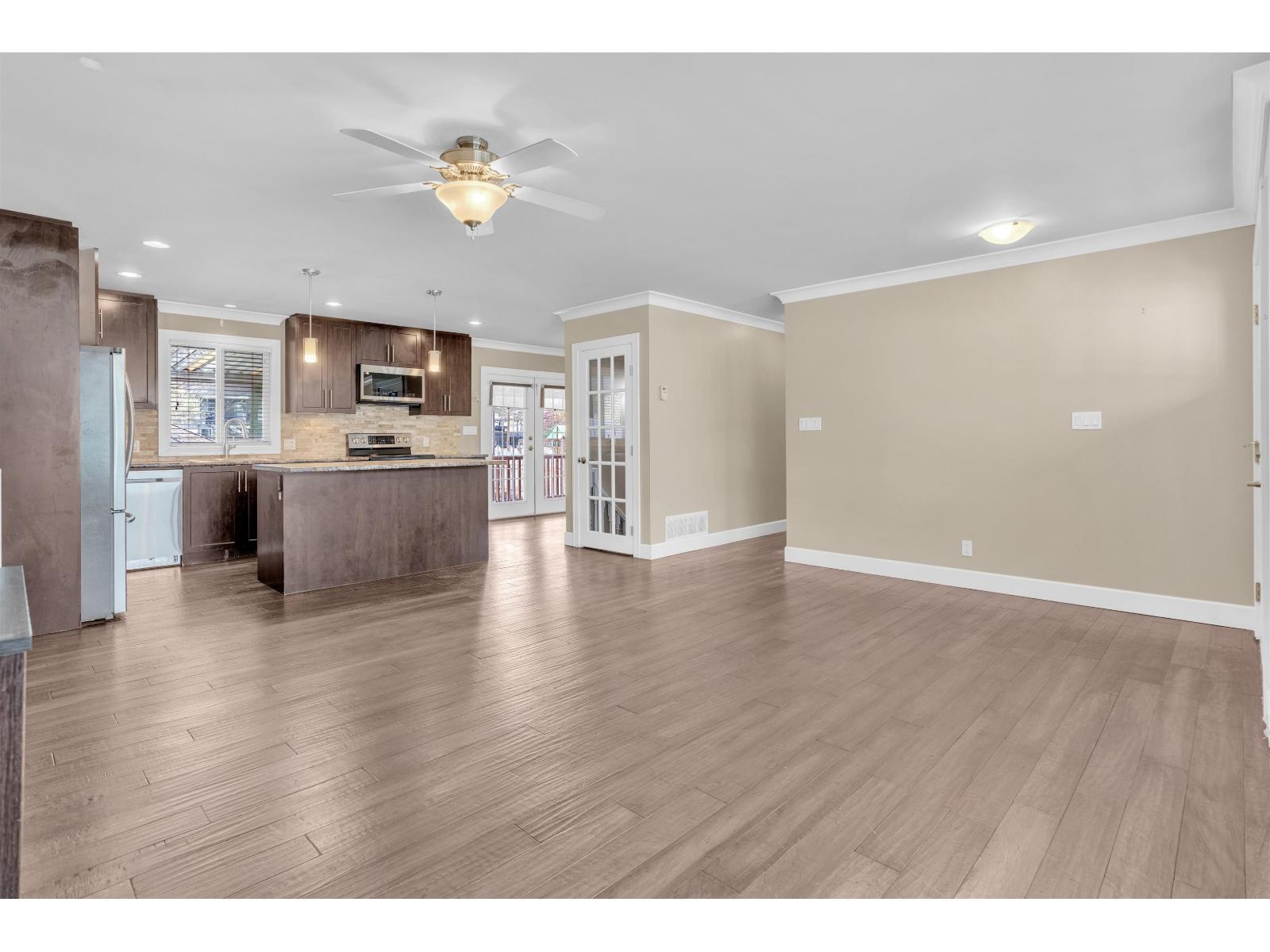 6 Bed, 3 Bath House for Sale in Surrey – 14682 111 AVENUE, Surrey - Image 33