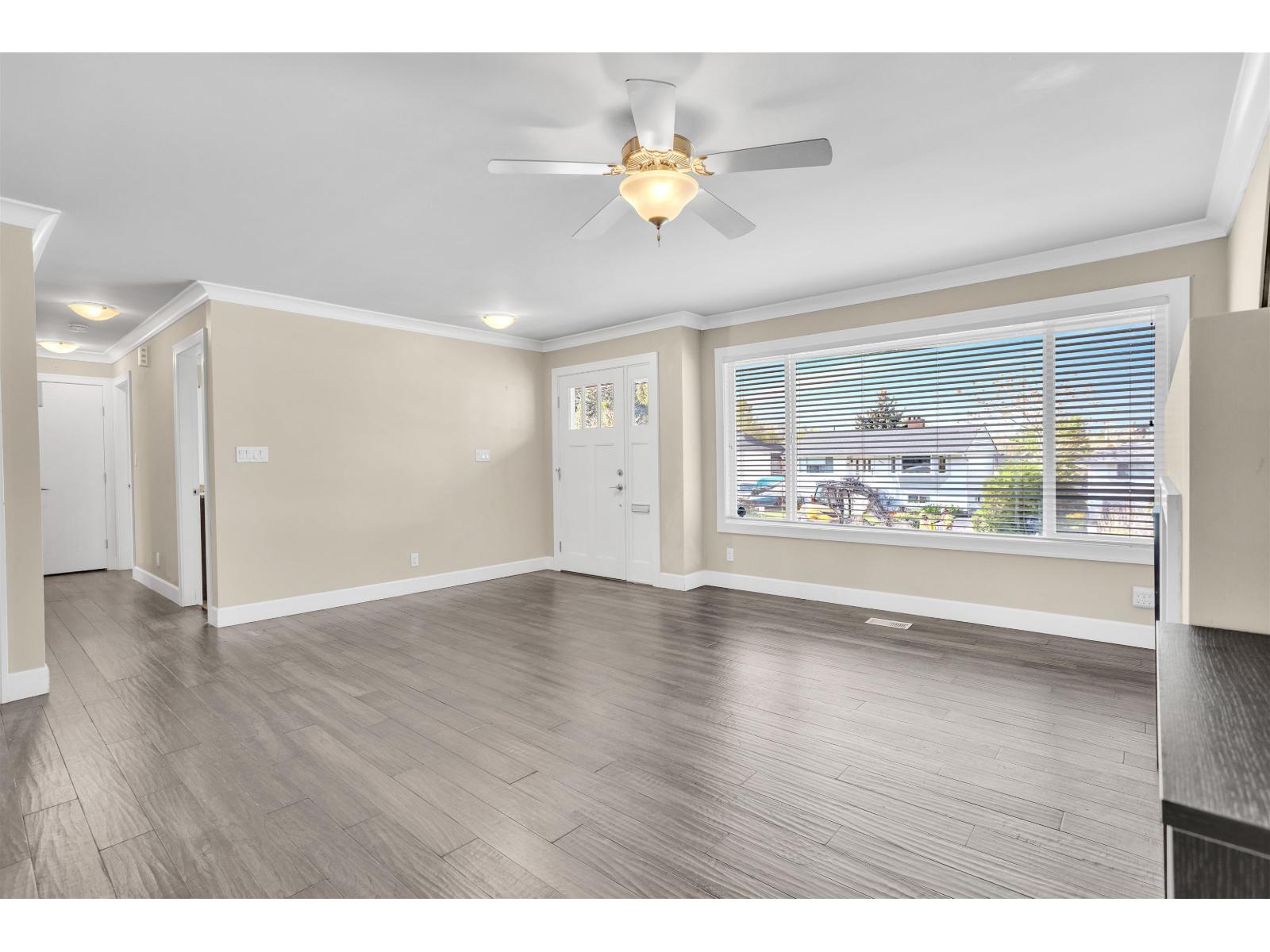 6 Bed, 3 Bath House for Sale in Surrey – 14682 111 AVENUE, Surrey - Image 8