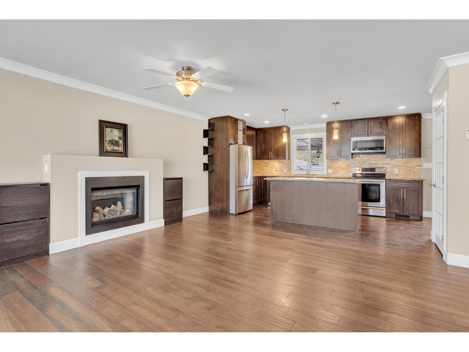 6 Bed, 3 Bath House for Sale in Surrey – 14682 111 AVENUE, Surrey - Image 30
