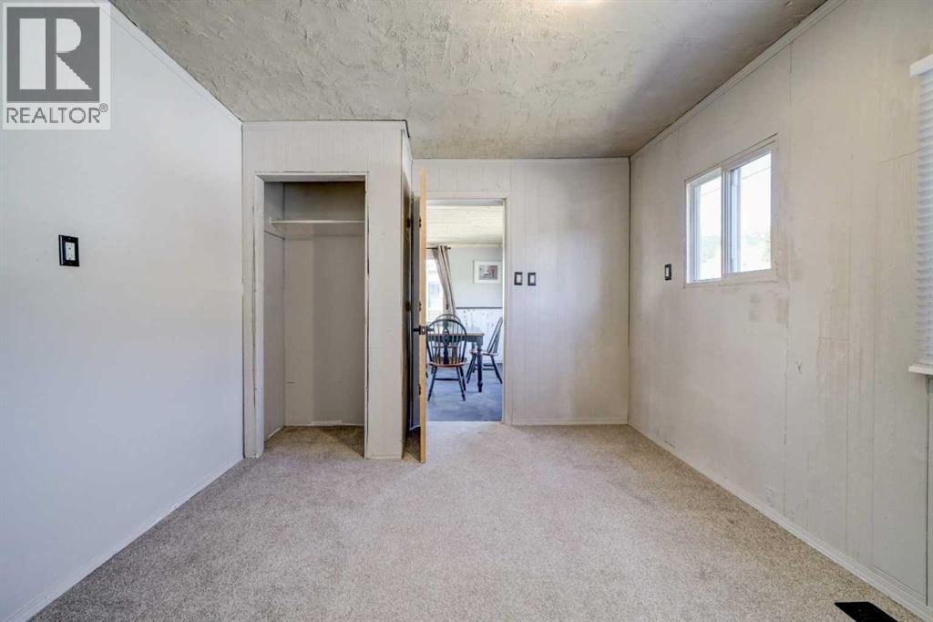 6726 17 Avenue - 18