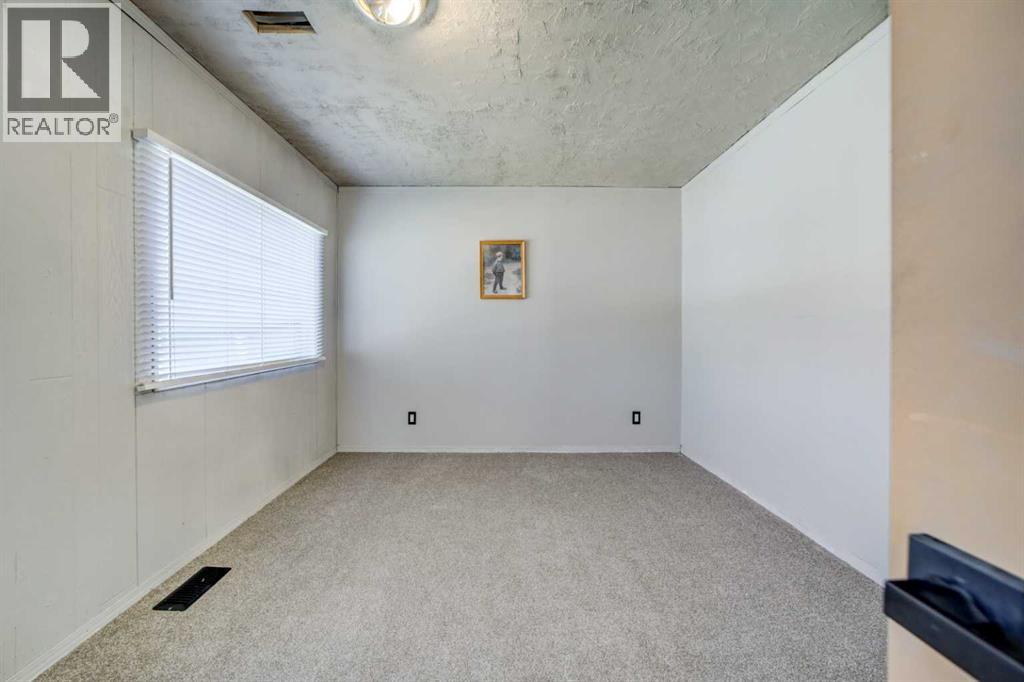6726 17 Avenue - 17