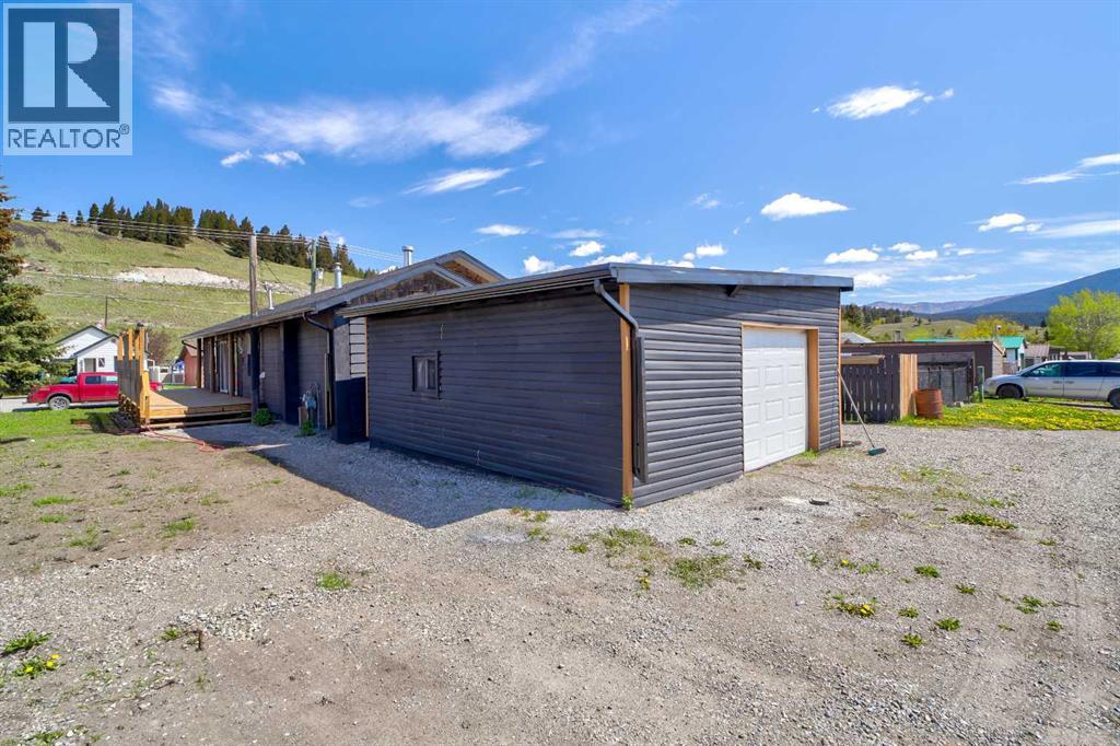 6726 17 Avenue - 5