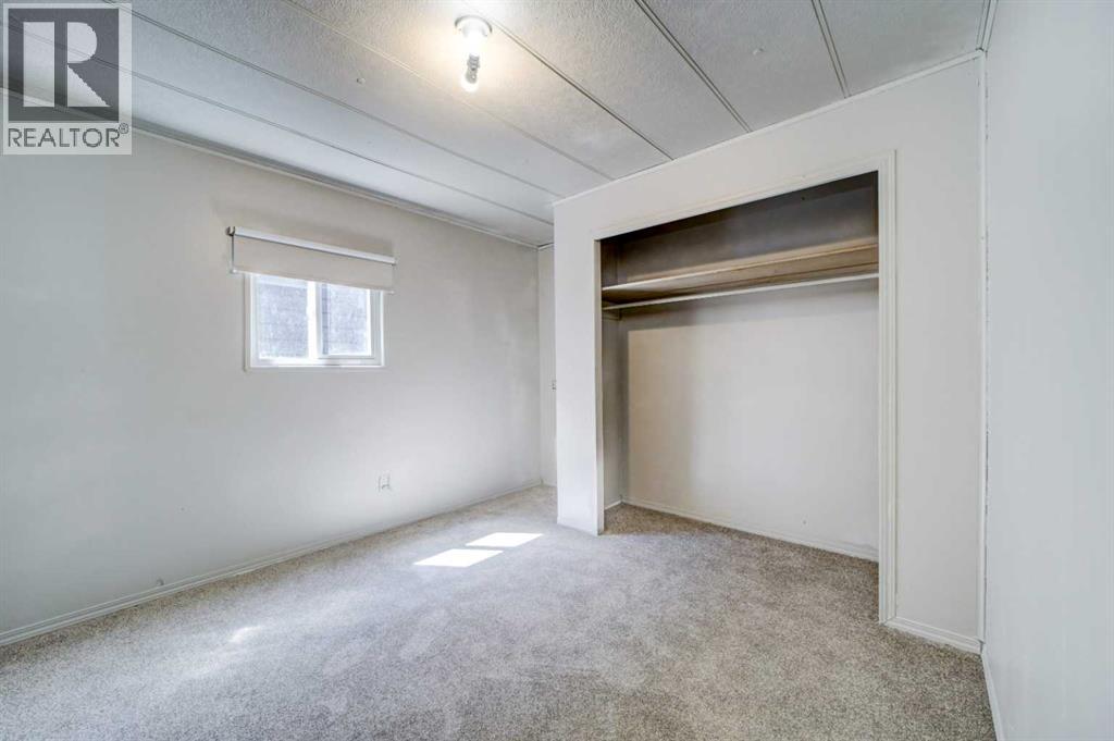 6726 17 Avenue - 36