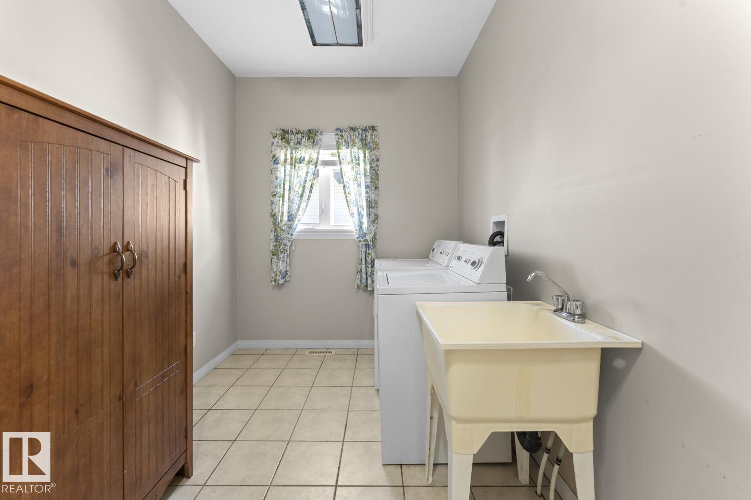 601 26 ST - 24