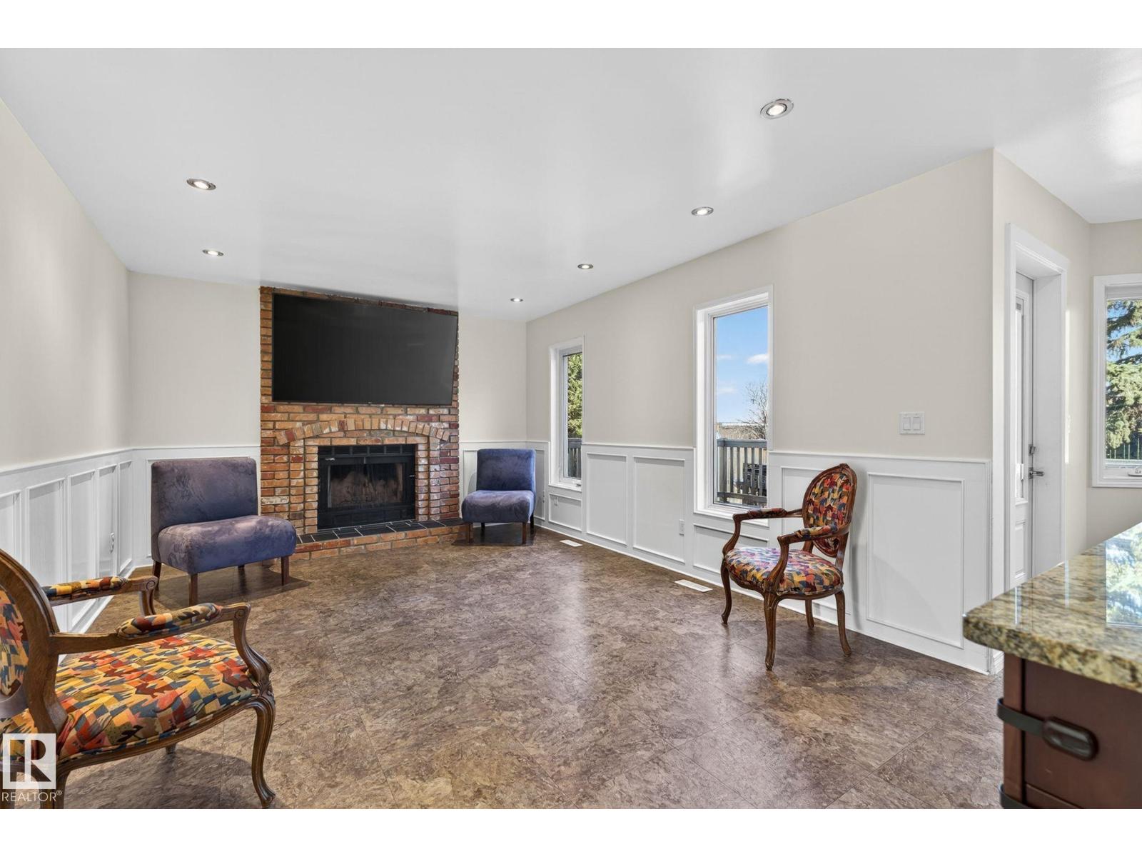 176 WAYGOOD RD NW - 7