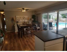 13706 North Bluff Road, White Rock, BC V4B3B9 Photo 7
