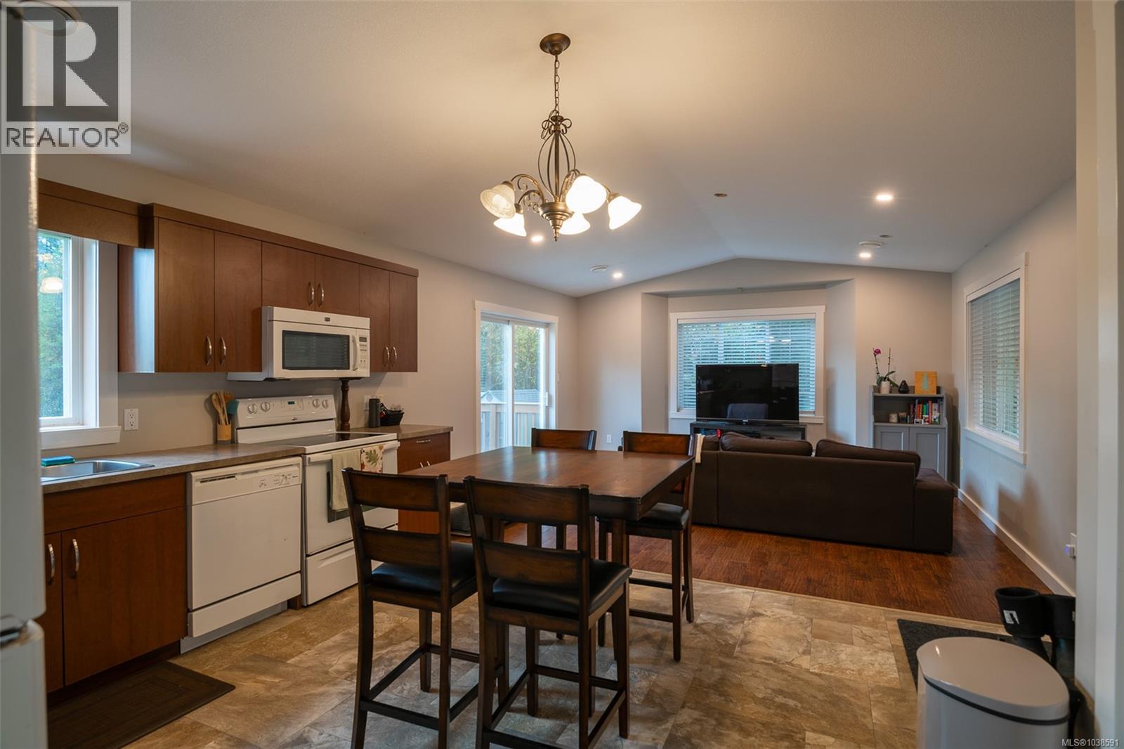 1920 Fisher Rd - 60