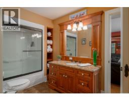 1920 Fisher Rd, Errington, BC V0R1V0 Photo 45
