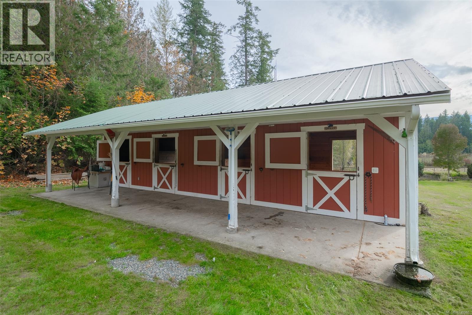 1920 Fisher Rd - 75