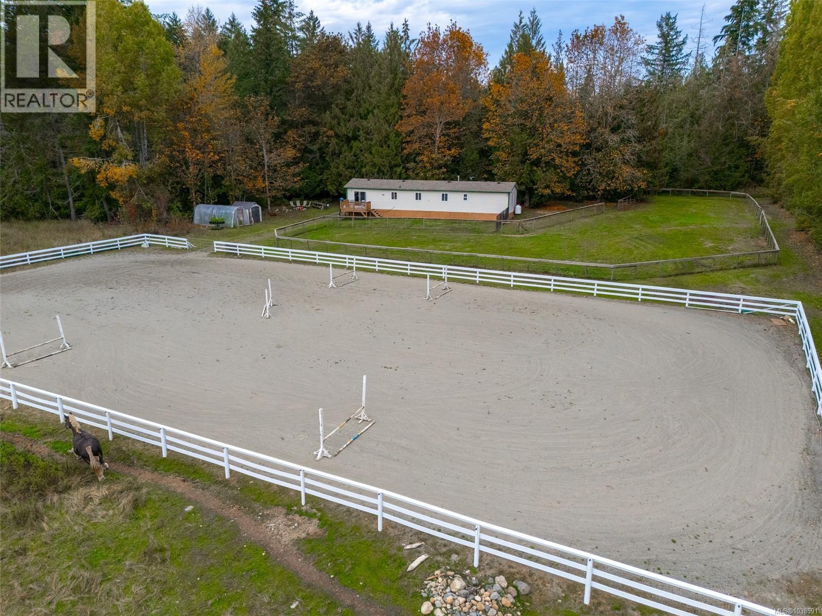 1920 Fisher Rd - 70