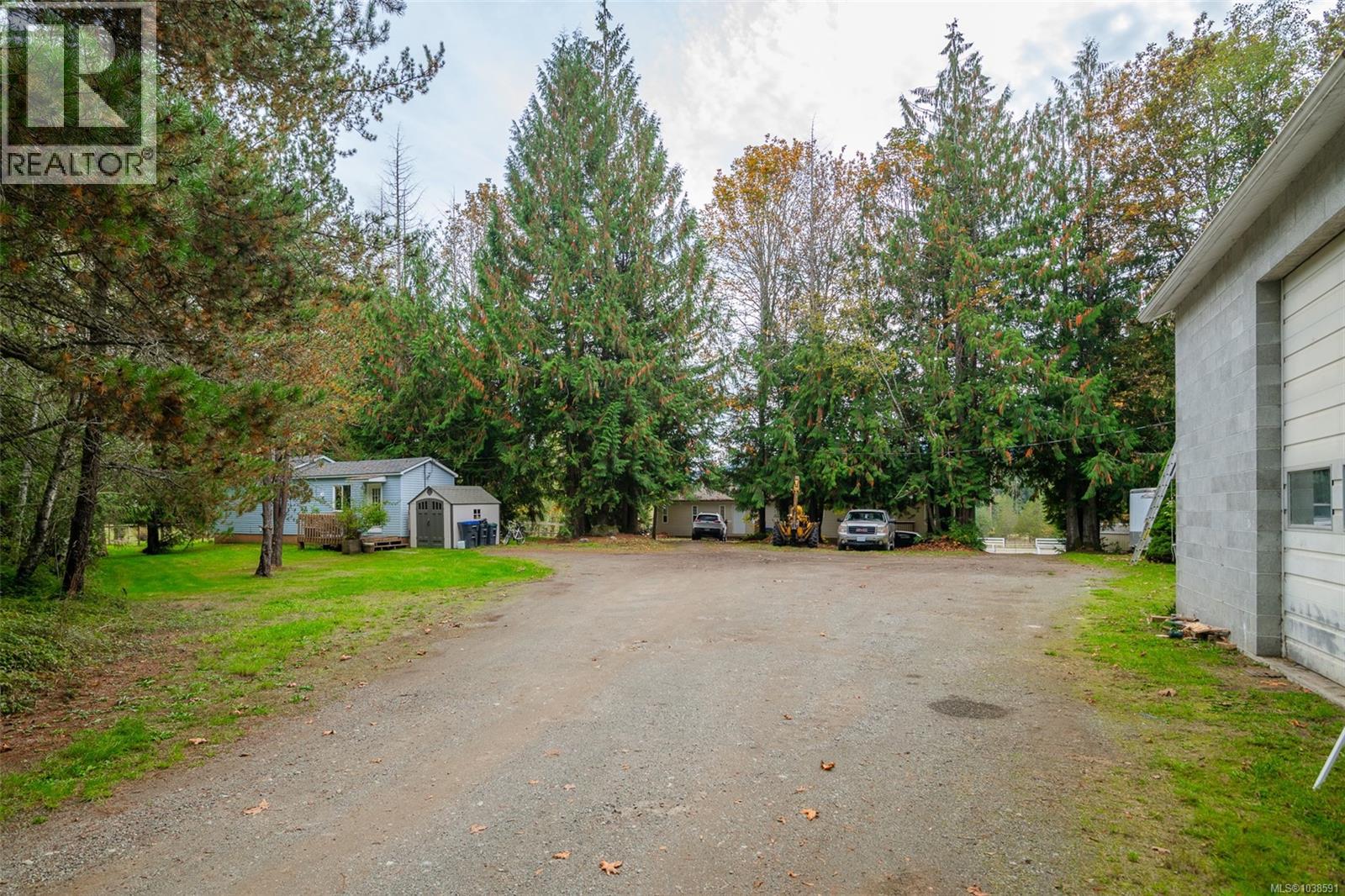1920 Fisher Rd - 79