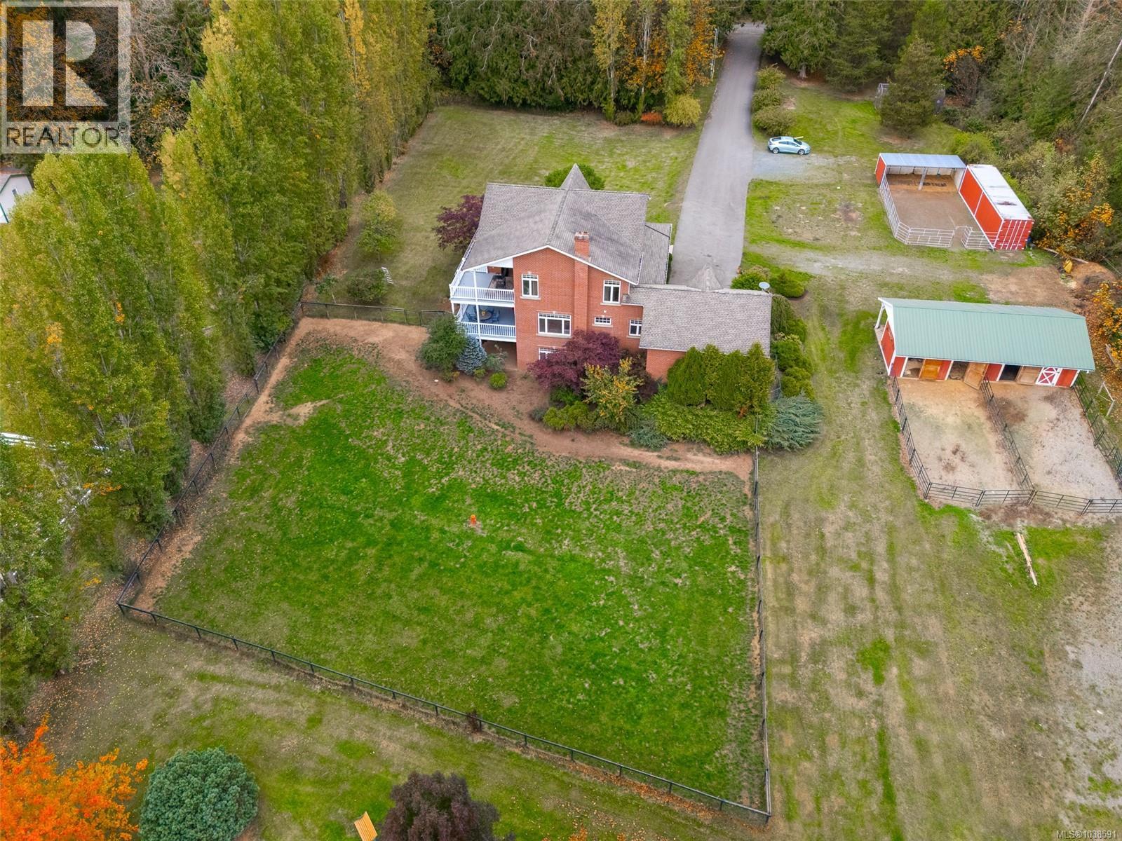 1920 Fisher Rd - 85