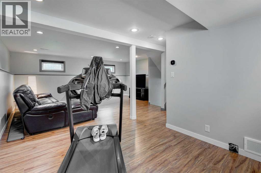 331 96 Avenue SE - 22