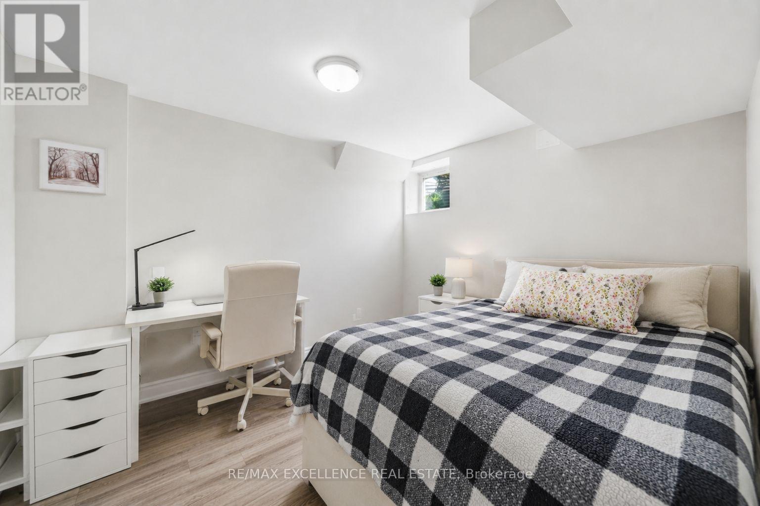 83 LEADENHALL ROAD - 15