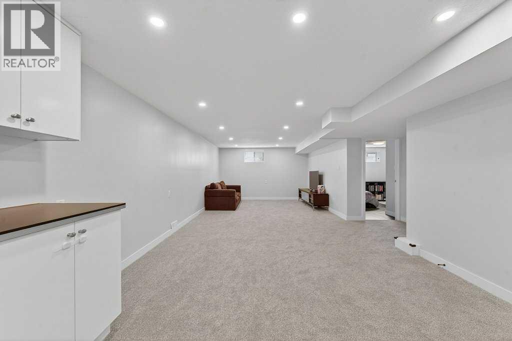 2203 9 Avenue NW - 31