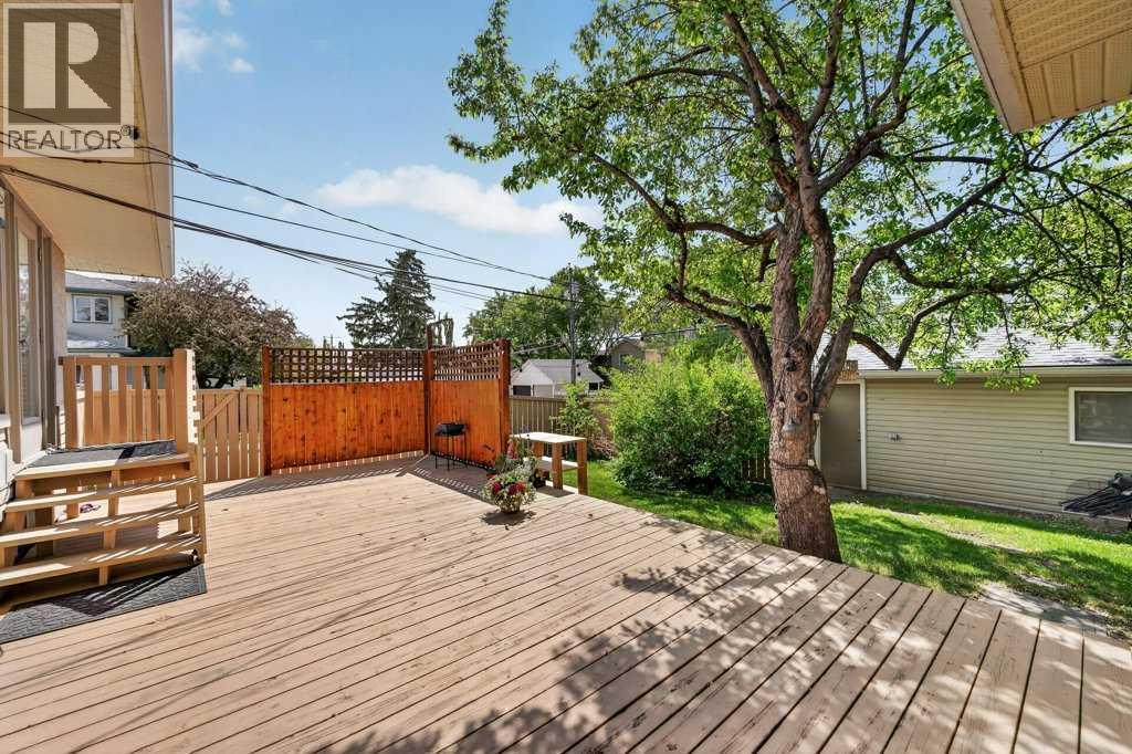 2203 9 Avenue NW - 36