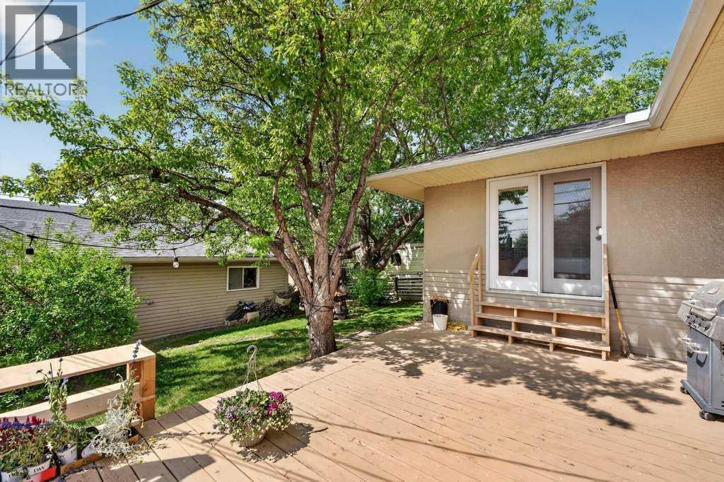 2203 9 Avenue NW - 37