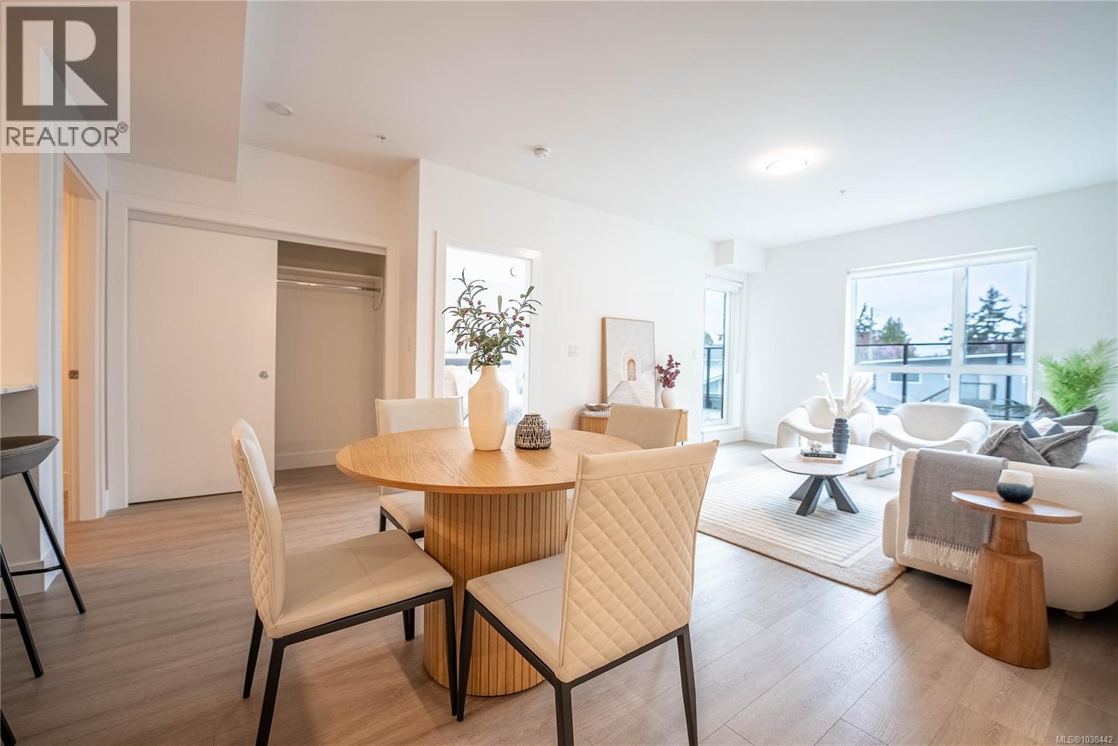 #202 258 Helmcken Rd - 5