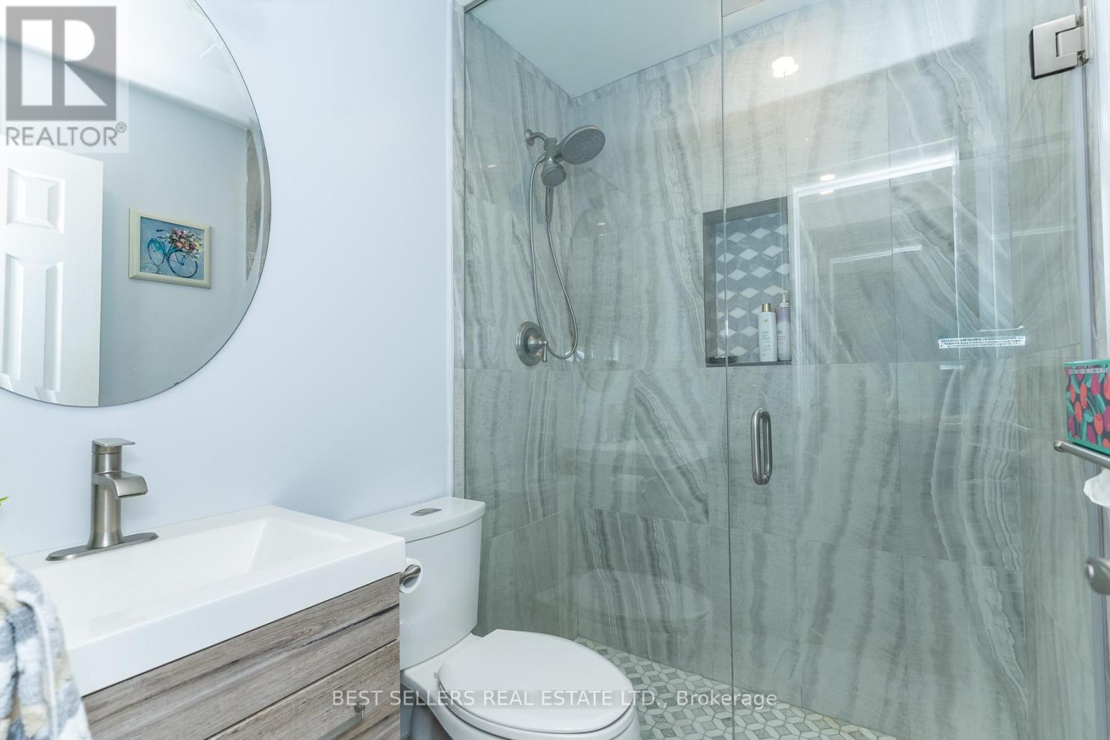 2554 PALISANDER AVENUE - 11