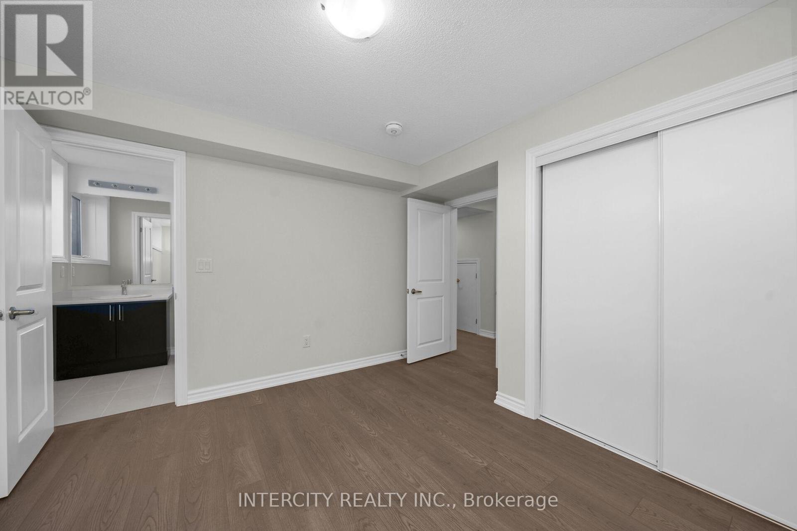 #31F 471 TIM MANLEY AVENUE - 15