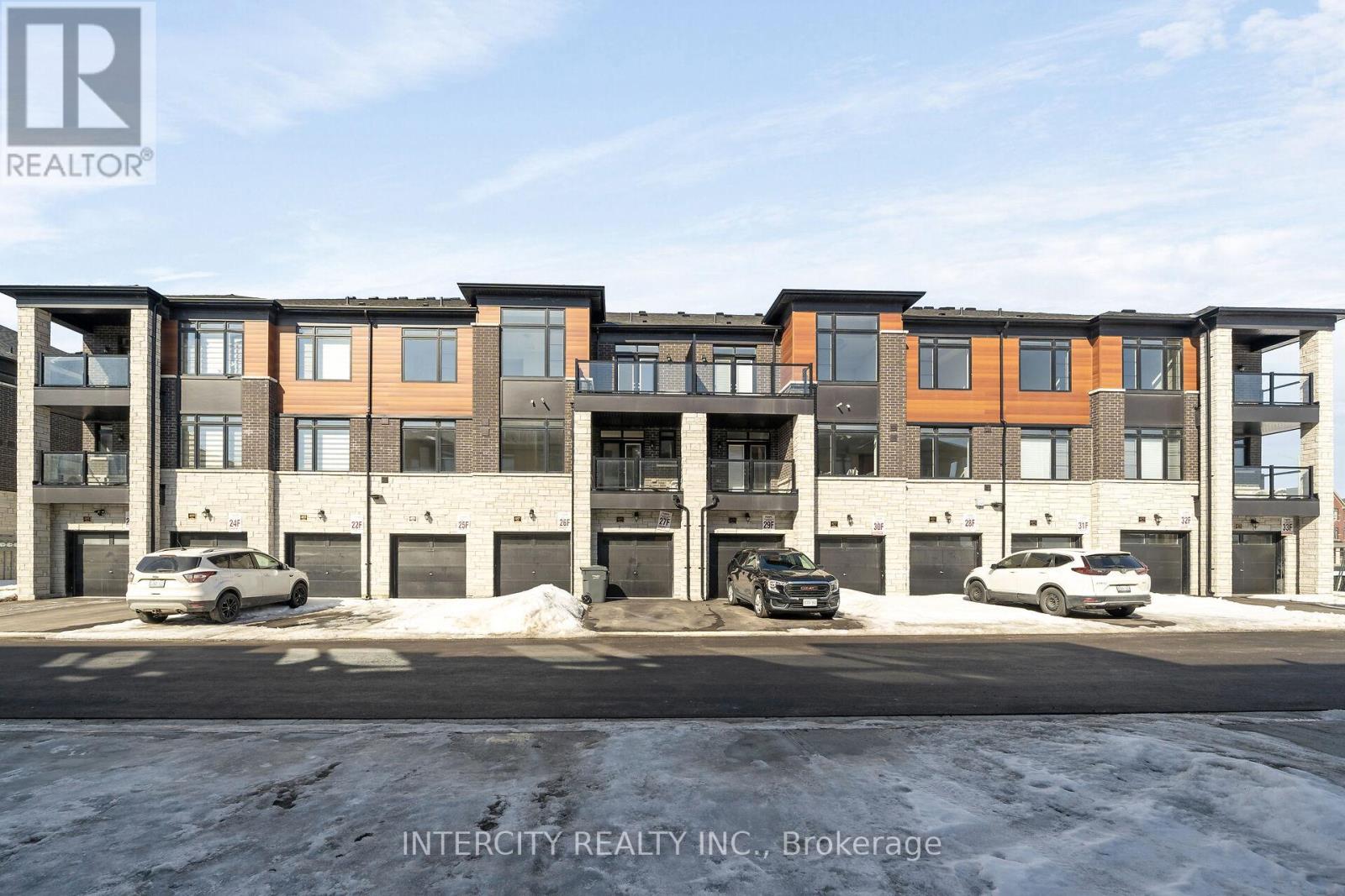 #31F 471 TIM MANLEY AVENUE - 17