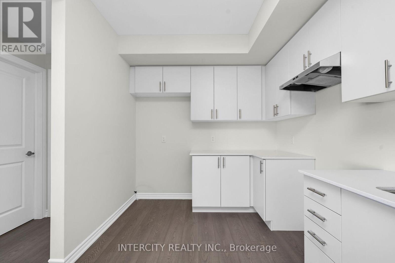 #31F 471 TIM MANLEY AVENUE - 9