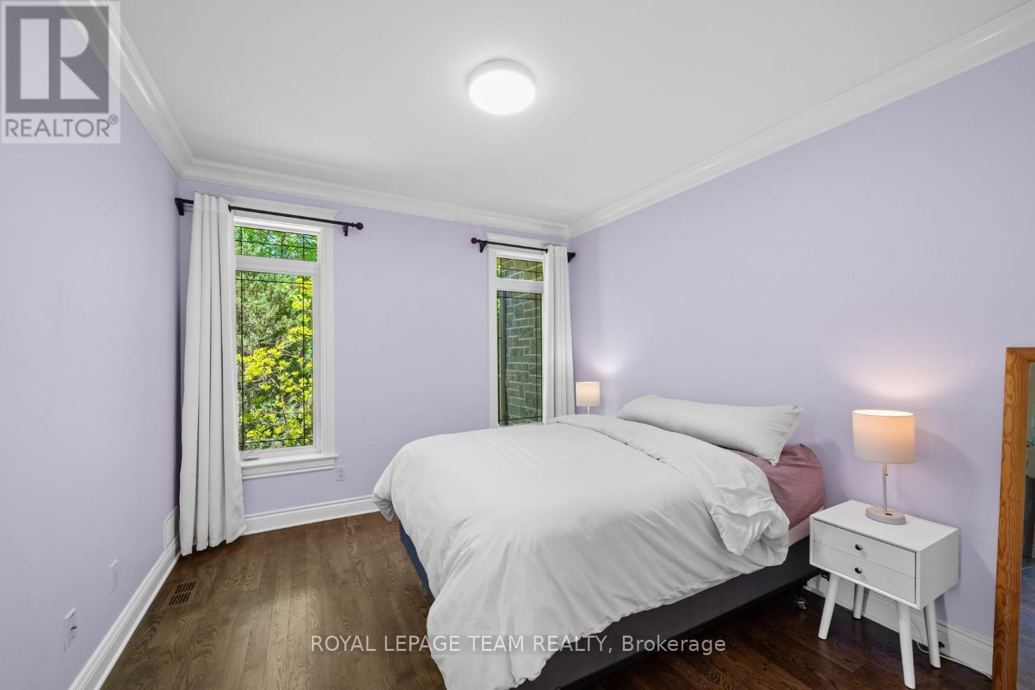 6043 KNIGHTS DRIVE - 30