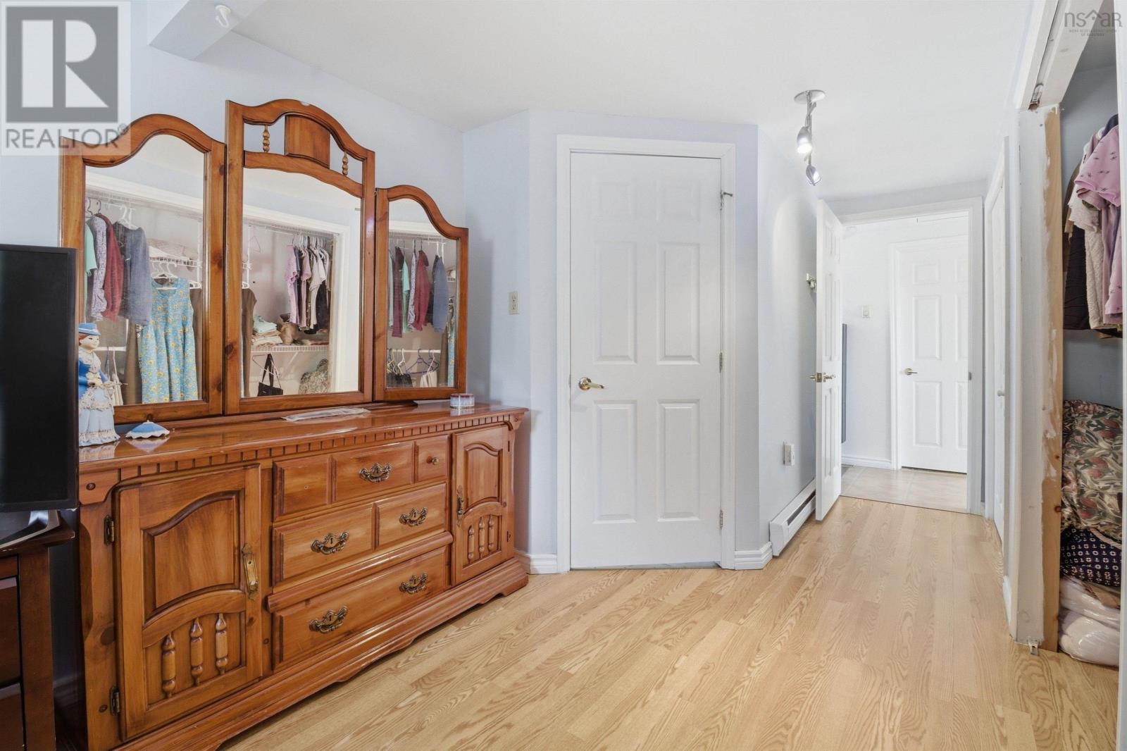 63 Deanery Road - 19