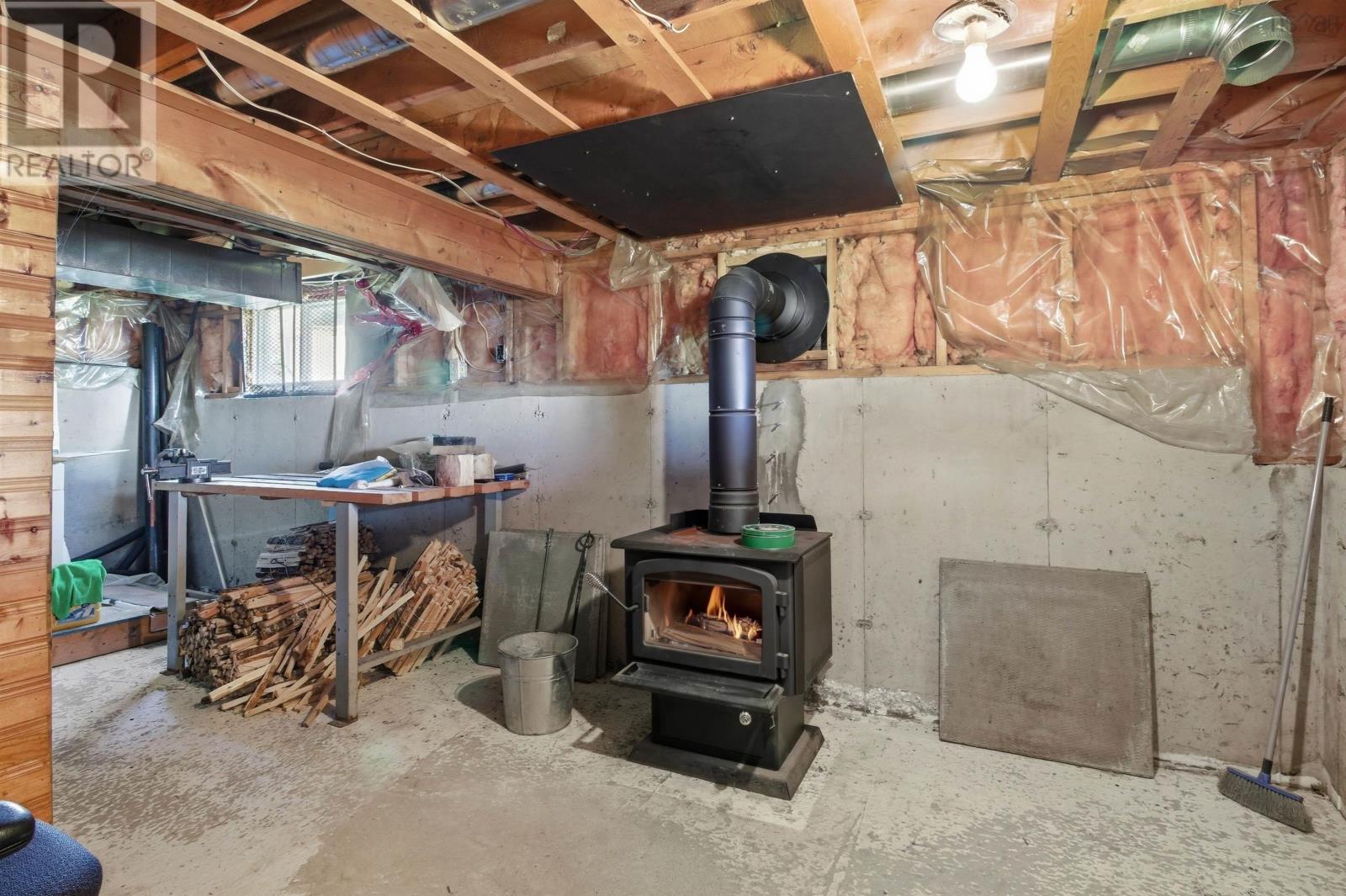 63 Deanery Road - 28