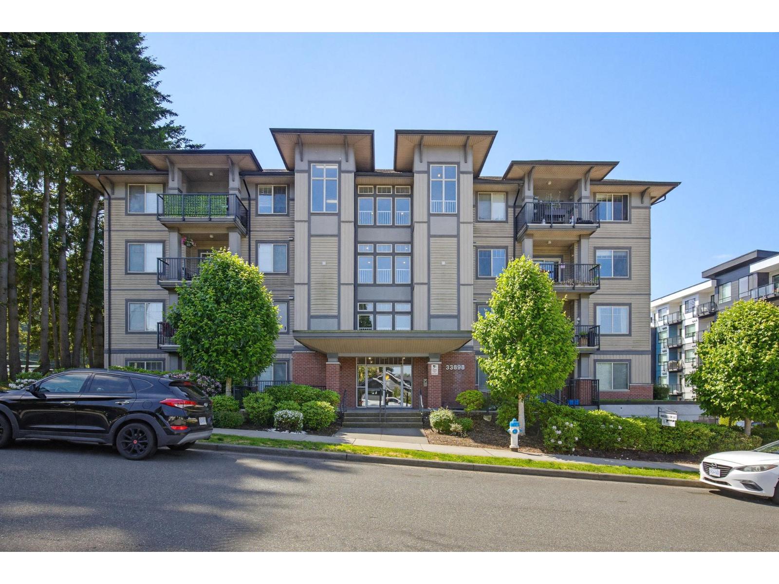 204 33898 PINE Street - main photo