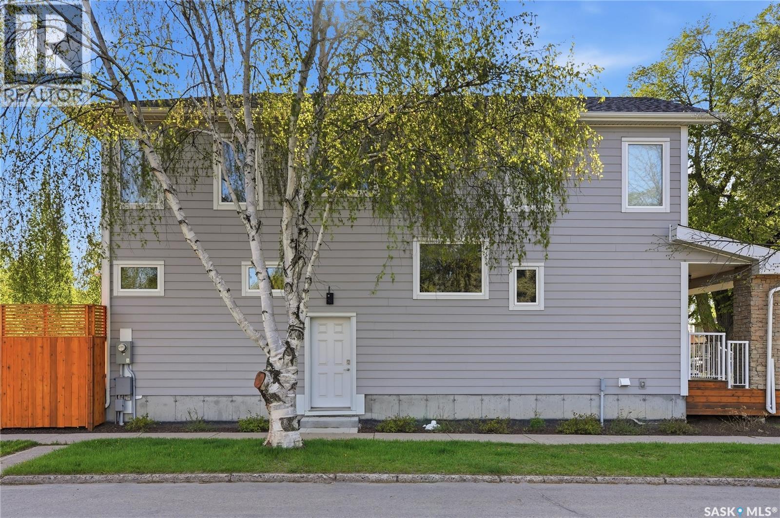 738 Main Street - 38