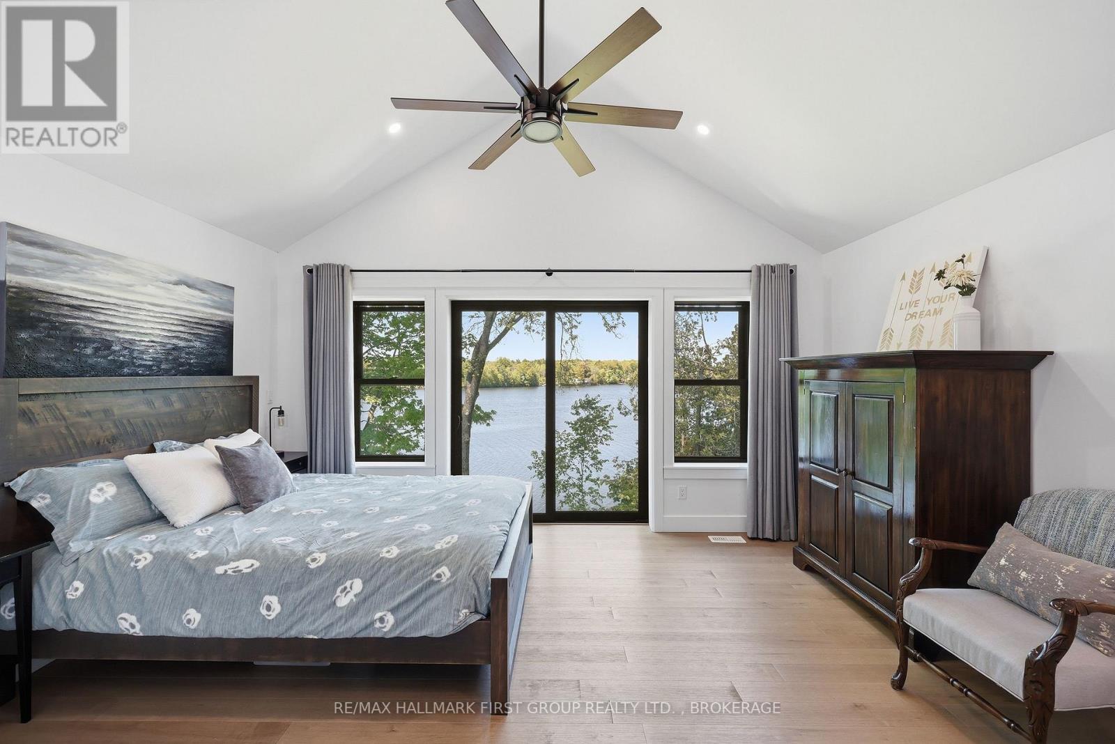 4802 PLUMB LANE - 16