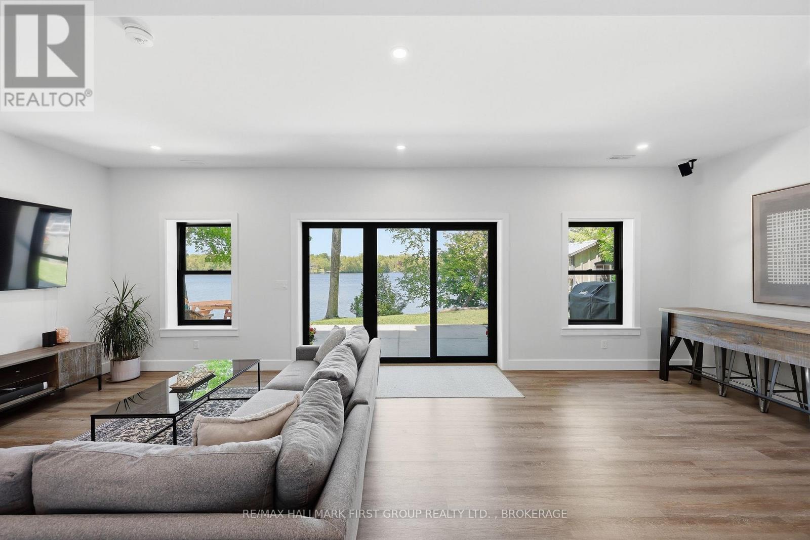 4802 PLUMB LANE - 22