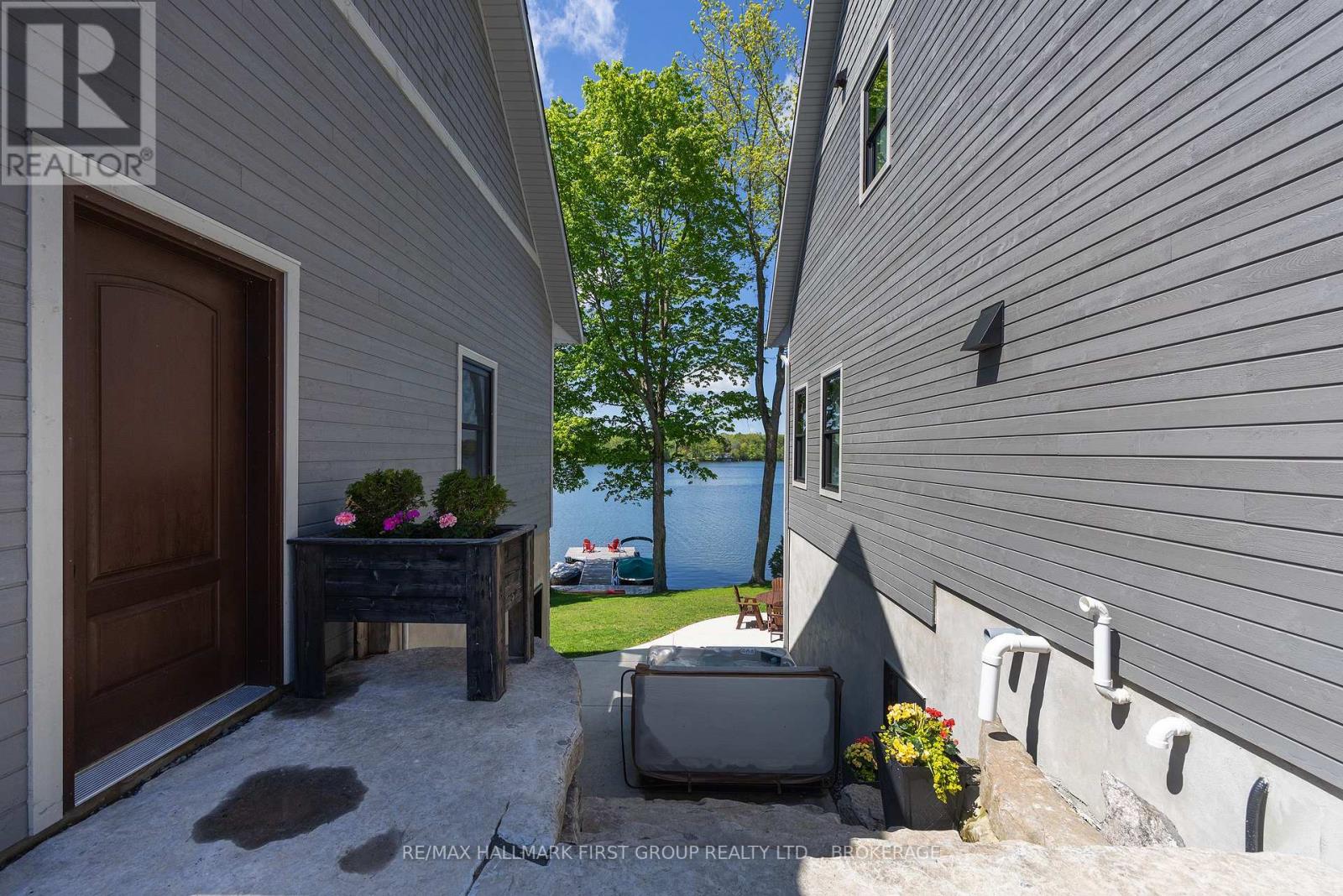 4802 PLUMB LANE - 28
