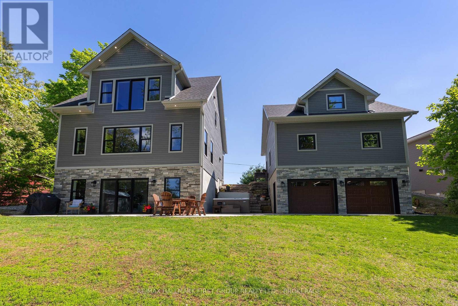 4802 PLUMB LANE - 29